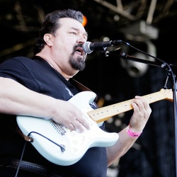 Omar and the Howlers, Sweden Rock Festival, 2008