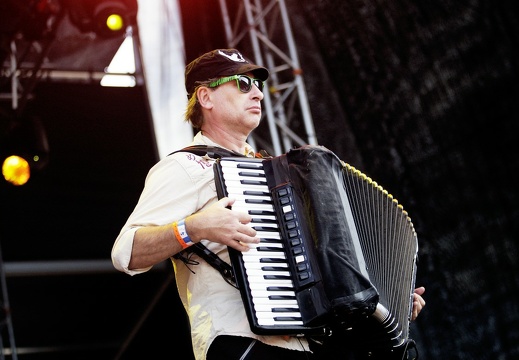 Gogol Bordello, West Coast Riot, 2009